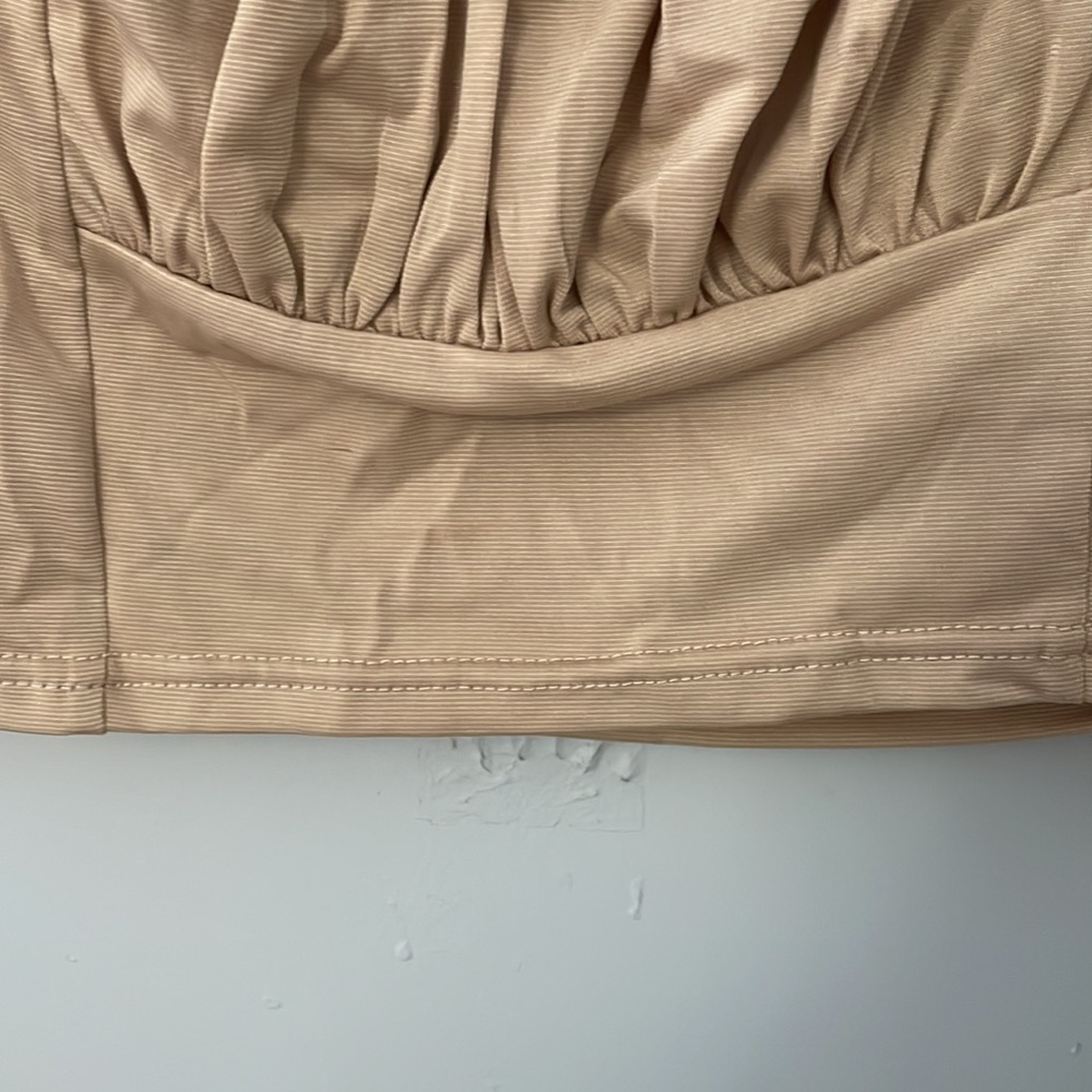 Crop Top - Picture 3 of 4